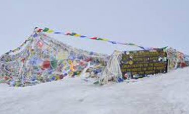 Thorong La Pass Trek